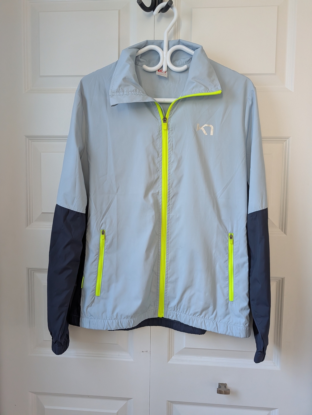 Kari Traa Women's Light Blue Windbreaker Jacket with Navy Sleeves
